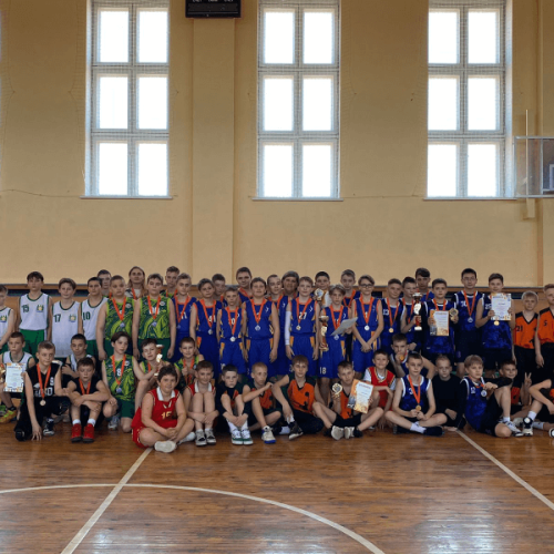 Турнир по баскетболу среди юношей 2011 г.р. памяти К.А. Выжимова // Чулым 2024 год